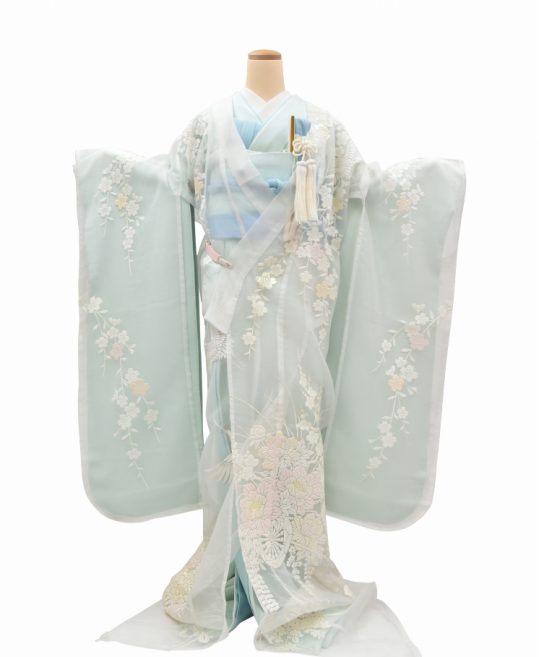 結婚式の色打掛・花嫁用着物|白のオーガンジー地に花車と桜｜着物 